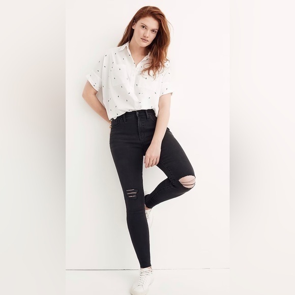 Madewell Denim - Madewell Petite 9” Mid Rise Skinny Jeans in Black Sea